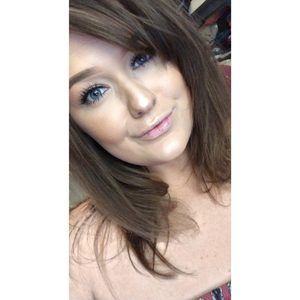 Meet your Posher, Haley